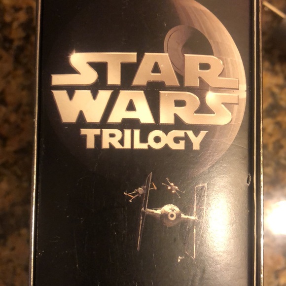 Collectors - STAR WARS Trilogy Box set - New condition! - Picture 4 of 15